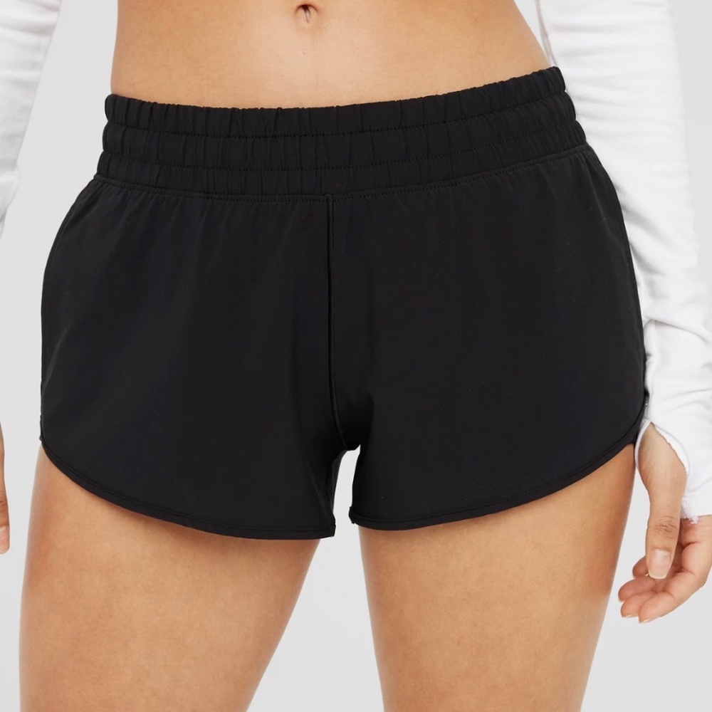 black aerie low rise 2” shorts